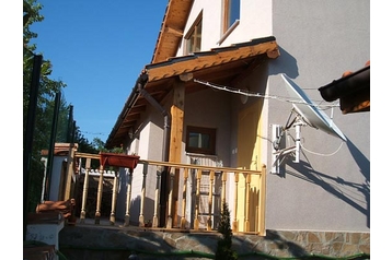 Bulgaria Chata Slanchev bryag, Esterno
